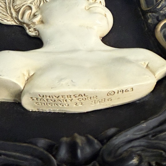 VINTAGE UNIVERSAL STATUARY PLAQUE ROMANTIC ERA WALL ART. STUNNING FRAMED CAMEO - Picture 5 of 10